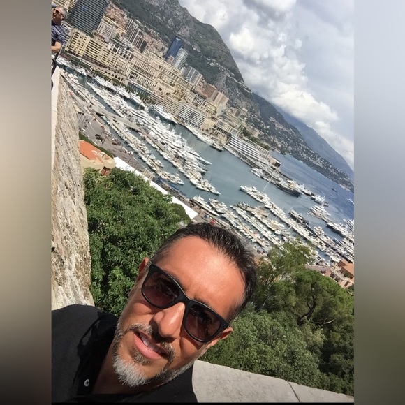 Meet your Posher, John - Picture 7 of 8